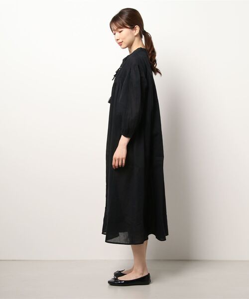 Lugnoncure（ルノンキュール）の「刺繍前開きワンピース（ワンピース・レディース・オフホワイト/グリーン/ブラック・ﾌﾘ-）」の5枚目の写真