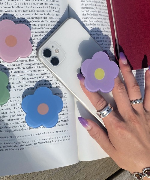 WHO'S WHO gallery（フーズフーギャラリー）の「ohanaスマホグリップ（スマホグッズ・レディース・サックスブルー/ピンク/グリーン/ラベンダー・FREE）」の5枚目の写真