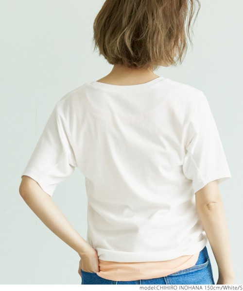 coca(coca)(コカ)の「ガーゼ天竺ゆるUネックT(Tシャツ/カットソー・レディース・ホワイト/チャコールグレー/ブラック・S/M/L)」の10枚目の写真
