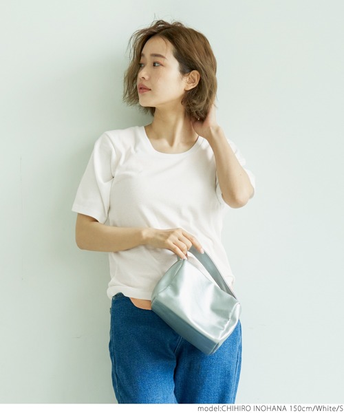 coca(coca)(コカ)の「ガーゼ天竺ゆるUネックT(Tシャツ/カットソー・レディース・ホワイト/チャコールグレー/ブラック・S/M/L)」の12枚目の写真