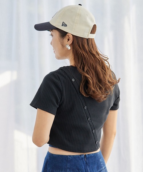 Heather(ヘザー)の「ナナメボタンManywayカットソー 345920(Tシャツ/カットソー・レディース・ブラック/オフホワイト/オレンジ・FREE)」の3枚目の写真