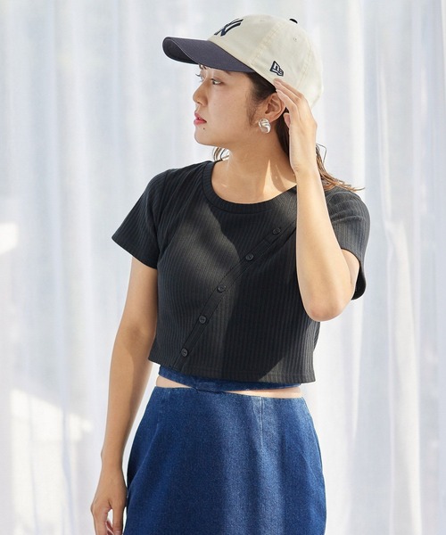 Heather(ヘザー)の「ナナメボタンManywayカットソー 345920(Tシャツ/カットソー・レディース・ブラック/オフホワイト/オレンジ・FREE)」の11枚目の写真