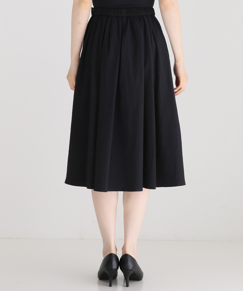 VERMEIL par iena（ヴェルメイユパーイエナ）の「リップルギャザースカート（スカート・レディース・ホワイト/ブラック・36/38）」の16枚目の写真