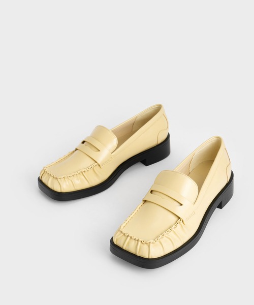 CHARLES & KEITH（チャールズ & キース）の「ルーシュド スクエアトゥローファー（ローファー・レディース・ブラック/イエロー/マルーン・22.5cm/24.5cm/23cm/25.5cm/25cm/23.5cm）」の8枚目の写真