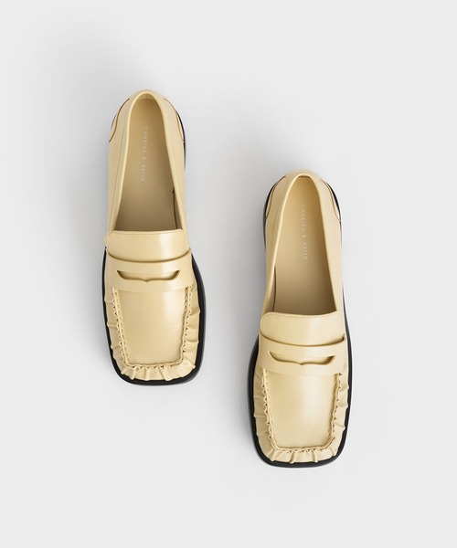 CHARLES & KEITH（チャールズ & キース）の「ルーシュド スクエアトゥローファー（ローファー・レディース・ブラック/イエロー/マルーン・22.5cm/24.5cm/23cm/25.5cm/25cm/23.5cm）」の11枚目の写真