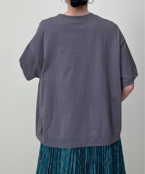 DOLLUPOOPS(ドールアップウップス)の「ポケット付き BIG Tシャツ(Tシャツ/カットソー・レディース・チャコールグレー/ブラック/パープル/マスタード・38)」の10枚目の写真