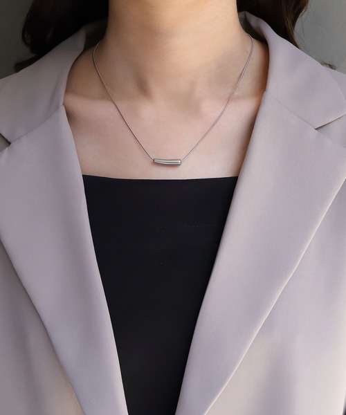 blackdia ocean（ブラックダイヤオーシャン）の「blackdia ocean シンプルカーブネックレス（ネックレス・レディース・シルバー/ゴールド・40cm）」の11枚目の写真