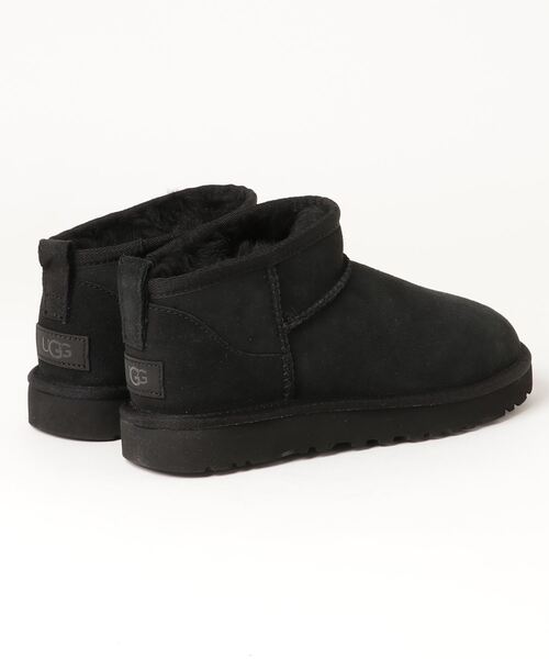 UGG(アグ)の「UGG(アグ)CLASSIC ULTRA MINI / クラシックウルトラミニ(ブーツ・レディース・ブラック/ベージュ・6/8/7)」の3枚目の写真