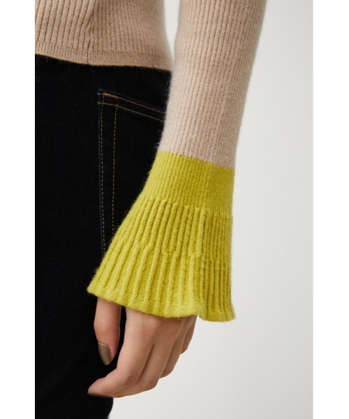 AZUL by moussy(アズールバイマウジー)の「COLOR COMBI RUFFLE KNIT TOPS/カラーコンビラッフルニットトップス(ニット/セーター・レディース・ターコイズブルー/ベージュ/ブラック・SMALL/MEDIUM)」の11枚目の写真