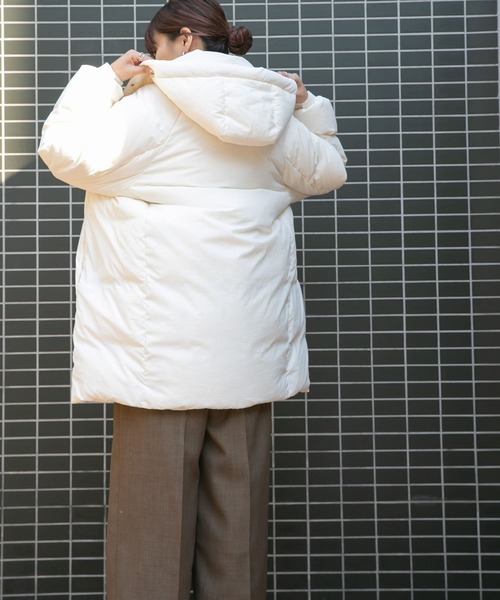 フーディーミドルダウンジャケット