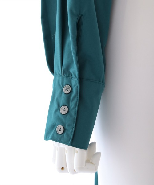 clear（クリア）の「裾リボンショート丈シャツ（シャツ/ブラウス・レディース・ブラック/オフホワイト/ブルー・F）」の10枚目の写真