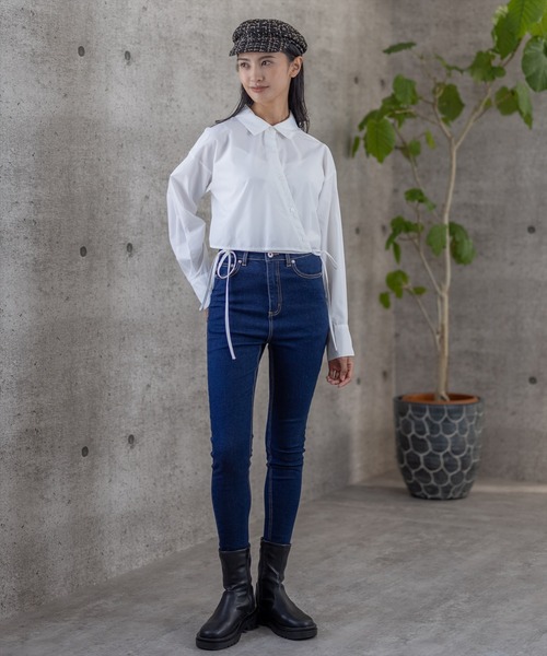 clear（クリア）の「裾リボンショート丈シャツ（シャツ/ブラウス・レディース・ブラック/オフホワイト/ブルー・F）」の15枚目の写真