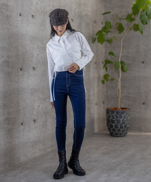 clear（クリア）の「裾リボンショート丈シャツ（シャツ/ブラウス・レディース・ブラック/オフホワイト/ブルー・F）」の17枚目の写真