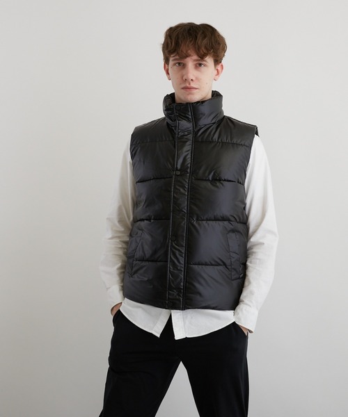 VIBGYOR(ヴィブジョー)の「シレー加工中綿ベスト(BEY)(ベスト・メンズ・シルバー/ブラック・MEDIUM/LARGE)」の12枚目の写真