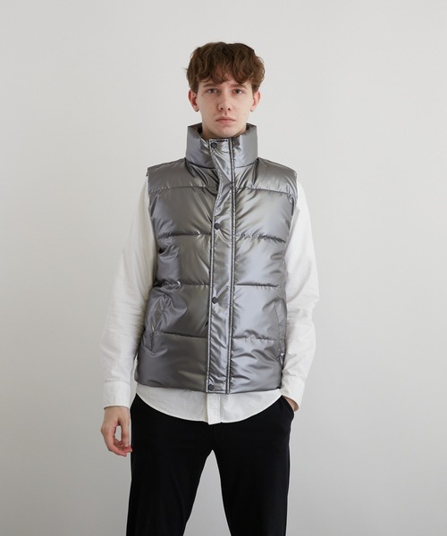 VIBGYOR(ヴィブジョー)の「シレー加工中綿ベスト(BEY)(ベスト・メンズ・シルバー/ブラック・MEDIUM/LARGE)」の16枚目の写真