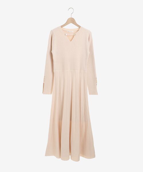 MAJESTIC LEGON（マジェスティックレゴン）の「フロントボタンニットワンピース（ワンピース・レディース・ブラック/ブラウン/アイボリー・MEDIUM）」の18枚目の写真