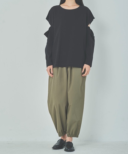 OUTERSUNSET（アウターサンセット）の「twill tuck pants（その他パンツ・レディース・ブラック/カーキ・FREE）」の8枚目の写真