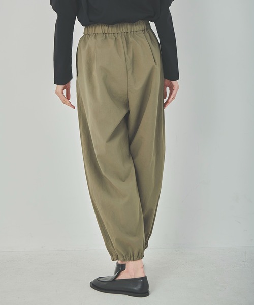 OUTERSUNSET（アウターサンセット）の「twill tuck pants（その他パンツ・レディース・ブラック/カーキ・FREE）」の11枚目の写真