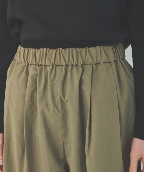 OUTERSUNSET（アウターサンセット）の「twill tuck pants（その他パンツ・レディース・ブラック/カーキ・FREE）」の19枚目の写真