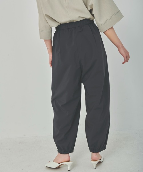 OUTERSUNSET（アウターサンセット）の「twill tuck pants（その他パンツ・レディース・ブラック/カーキ・FREE）」の10枚目の写真