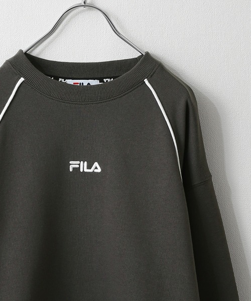 FILA(フィラ)の「【FILA】 ワンポイント ロゴ 刺繍 オーバーサイズ 裏毛 スウェット トレーナー(スウェット・レディース・アイボリー/ピンクベージュ/スミクロ・MEDIUM/LARGE)」の12枚目の写真