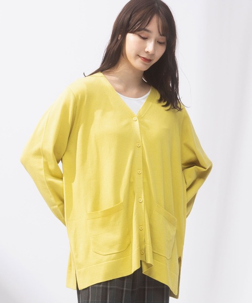 AnNet(アネット)の「サイドスリット Vネック カーディガン(カーディガン/ボレロ・レディース・ピンク/ブラック/イエロー・LL/3L/5L/4L)」の2枚目の写真