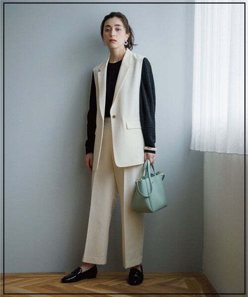 OPAQUE.CLIP（オペークドットクリップ）の「◆セットアップ対応  ワイドパンツ【洗濯機洗い可/イージーケア/ストレッチ/防シワ/吸水速乾】（その他パンツ・レディース・ベージュ/ブルー/オフホワイト/ブラック/カーキ・36/38/40/42）」の12枚目の写真