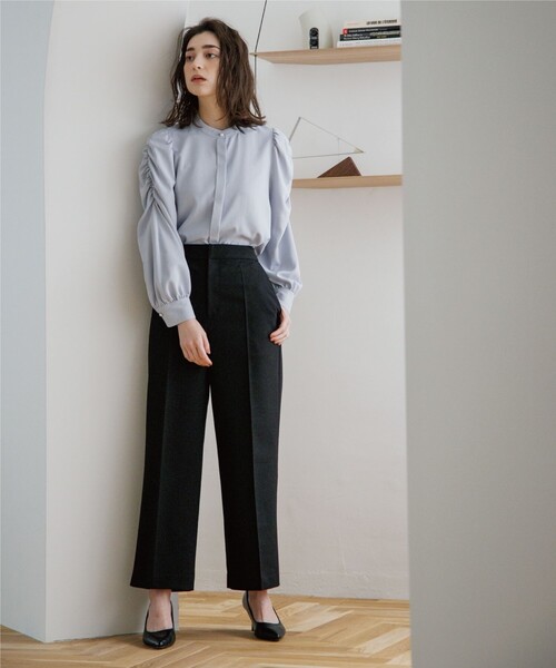 OPAQUE.CLIP（オペークドットクリップ）の「◆セットアップ対応  ワイドパンツ【洗濯機洗い可/イージーケア/ストレッチ/防シワ/吸水速乾】（その他パンツ・レディース・ベージュ/ブルー/オフホワイト/ブラック/カーキ・36/38/40/42）」の16枚目の写真