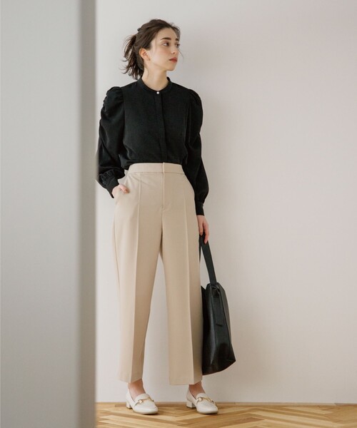 OPAQUE.CLIP（オペークドットクリップ）の「◆セットアップ対応  ワイドパンツ【洗濯機洗い可/イージーケア/ストレッチ/防シワ/吸水速乾】（その他パンツ・レディース・ベージュ/ブルー/オフホワイト/ブラック/カーキ・36/38/40/42）」の22枚目の写真