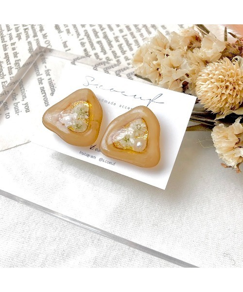 tone(トーン)の「【S.coeuf】【S.coeuf】ピアス さんかく×かすみ草(MA)(ピアス(両耳用)・レディース・ベージュ/ブラウン/グレー/その他・FREE)」の12枚目の写真