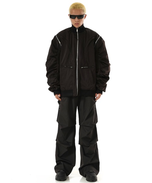 ARULE（アルール）の「A'GEM/9 × .kom『ARULE/アルール』ワイドシルエット スピンドル カーゴパンツ（カーゴパンツ・メンズ・ブラック・L）」の5枚目の写真