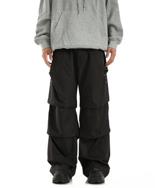 ARULE（アルール）の「A'GEM/9 × .kom『ARULE/アルール』ワイドシルエット スピンドル カーゴパンツ（カーゴパンツ・メンズ・ブラック・L）」の7枚目の写真