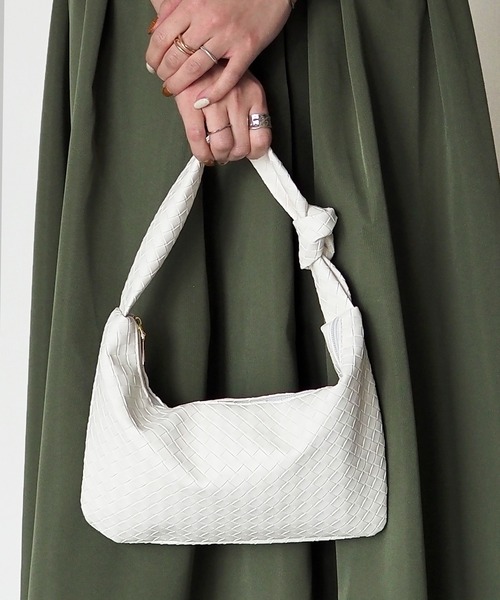 Riberry（リベリー）の「結び目デザイン編み込み風ハンドバッグ（ハンドバッグ・レディース・ブラック/グリーン/ホワイト/オレンジ・FREE）」の2枚目の写真