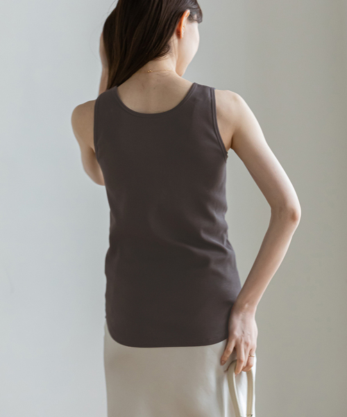 Noble(ノーブル)の「2WAYスリークリブタンク(タンクトップ・レディース・ホワイト/チャコールグレー/ベージュ・FREE)」の6枚目の写真