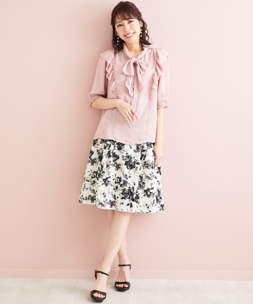 marun（マルン）の「＜大きいサイズ＞ ボータイリボンブラウス marun（シャツ/ブラウス・レディース・ネイビー/ピンク・L/LL/3L/4L/5L）」の4枚目の写真