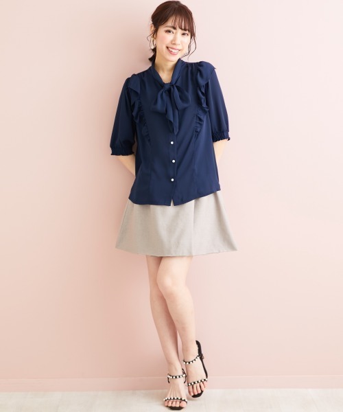 marun（マルン）の「＜大きいサイズ＞ ボータイリボンブラウス marun（シャツ/ブラウス・レディース・ネイビー/ピンク・L/LL/3L/4L/5L）」の5枚目の写真