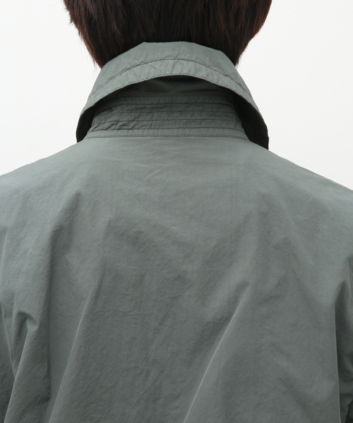 EDIFICE（エディフィス）の「【HUM VENT / ヒューベント】ALGA TRENCH COAT（トレンチコート・メンズ・ネイビー/グリーン・2）」の13枚目の写真