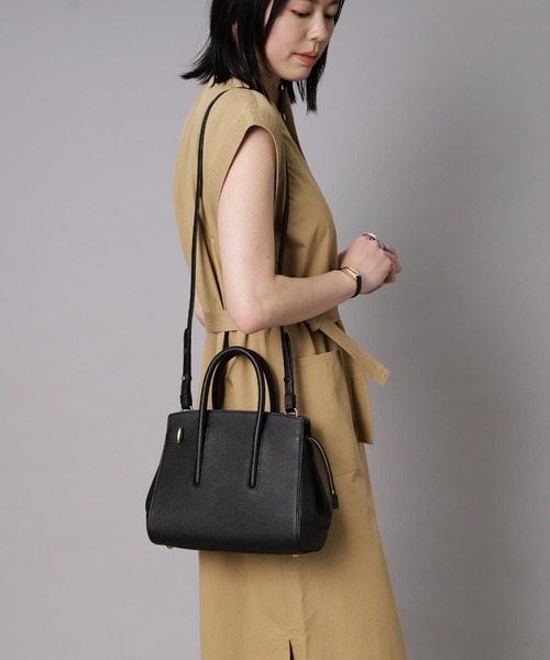 TOFF&LOADSTONE(トフアンドロードストーン)の「Jolie light shrink(ジョリー ライトシュリンク)S(ハンドバッグ・レディース・ホワイト/ブラック/ベージュ/ピンク/ブルー系その他/レモンイエロー/チャコールグレー/ベビーピンク/ブラウン系その他2/グレー系その他6/ライトオレンジ系/マスタード/シルバー・FREE/00)」の22枚目の写真