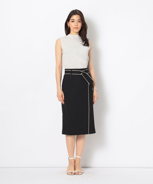NOLLEY’S Sophi(ノーリーズソフィ)の「バイカラーラップタイトスカート(スカート・レディース・ブラック/ベージュ/グレイッシュブルー/サーモンピンク・38/36/34/40)」の11枚目の写真