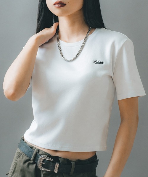 Subciety（サブサエティ）の「CROPPED TINY TEE（Tシャツ/カットソー・レディース・ホワイト/ブラック/グリーン/グレー・LARGE/SMALL/MEDIUM）」の2枚目の写真