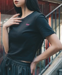CROPPED TINY TEE