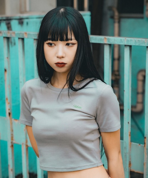 Subciety（サブサエティ）の「CROPPED TINY TEE（Tシャツ/カットソー・レディース・ホワイト/ブラック/グリーン/グレー・LARGE/SMALL/MEDIUM）」の19枚目の写真