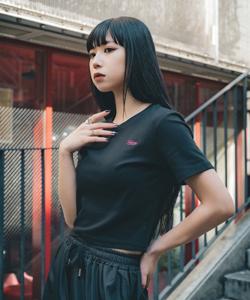 Subciety（サブサエティ）の「CROPPED TINY TEE（Tシャツ/カットソー・レディース・ホワイト/ブラック/グリーン/グレー・LARGE/SMALL/MEDIUM）」の16枚目の写真