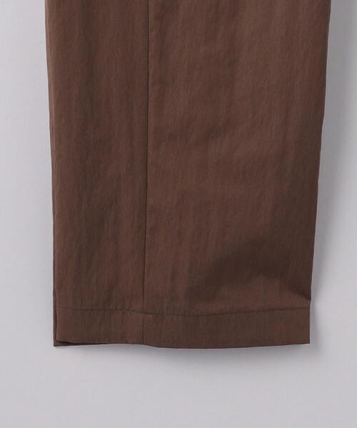 UNITED ARROWS（ユナイテッドアローズ）の「ギャバジン 2プリーツ ワイドパンツ（その他パンツ・メンズ・ブラック/モカ・S/M/L/XL）」の17枚目の写真