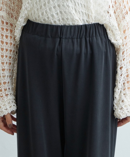 SHENERY(シーナリー)の「カノコワイドパンツ(その他パンツ・レディース・グレイッシュベージュ/ブラック・36/38)」の20枚目の写真