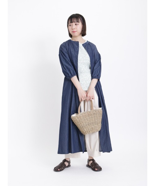 Samansa Mos2（サマンサ モスモス）の「花柄シャーリング半袖