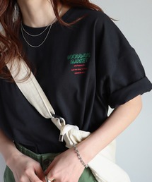 デザインロゴプリントTシャツ