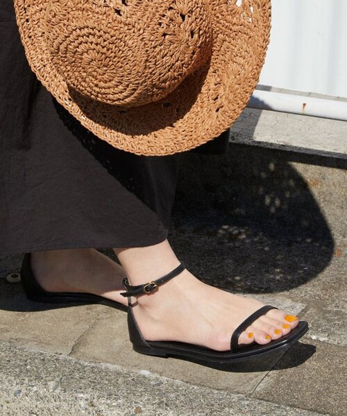 FREAK'S STORE（フリークスストア）の「【限定展開】フラット2ベルトサンダル（サンダル・レディース・シルバー/オフホワイト/ブラック/ゴールド/ピンク・23.5cm/24.0cm/24.5cm/23.0cm）」の10枚目の写真