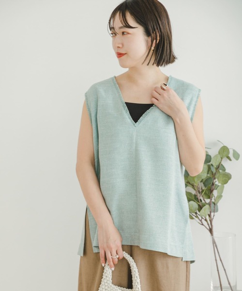 ITEMS URBANRESEARCH（アイテムズ アーバンリサーチ）の「サマーツイードVネックベスト（ベスト・レディース・ベージュ/ミント・FREE）」の2枚目の写真
