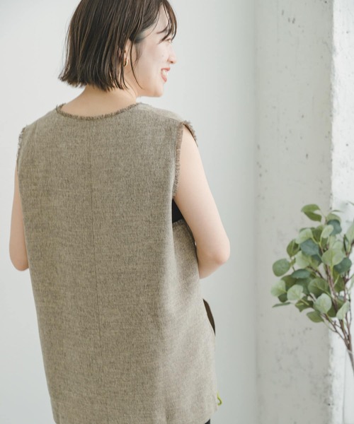 ITEMS URBANRESEARCH（アイテムズ アーバンリサーチ）の「サマーツイードVネックベスト（ベスト・レディース・ベージュ/ミント・FREE）」の10枚目の写真